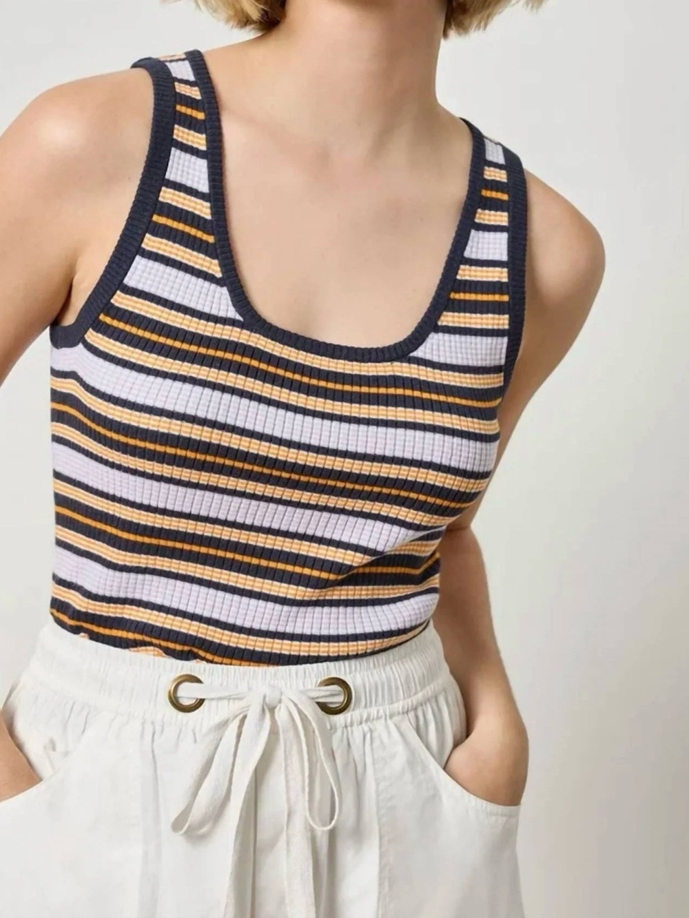 NWT Lilla P - Striped Scoop Neck
Tank, Striped Multi Color, Size XS